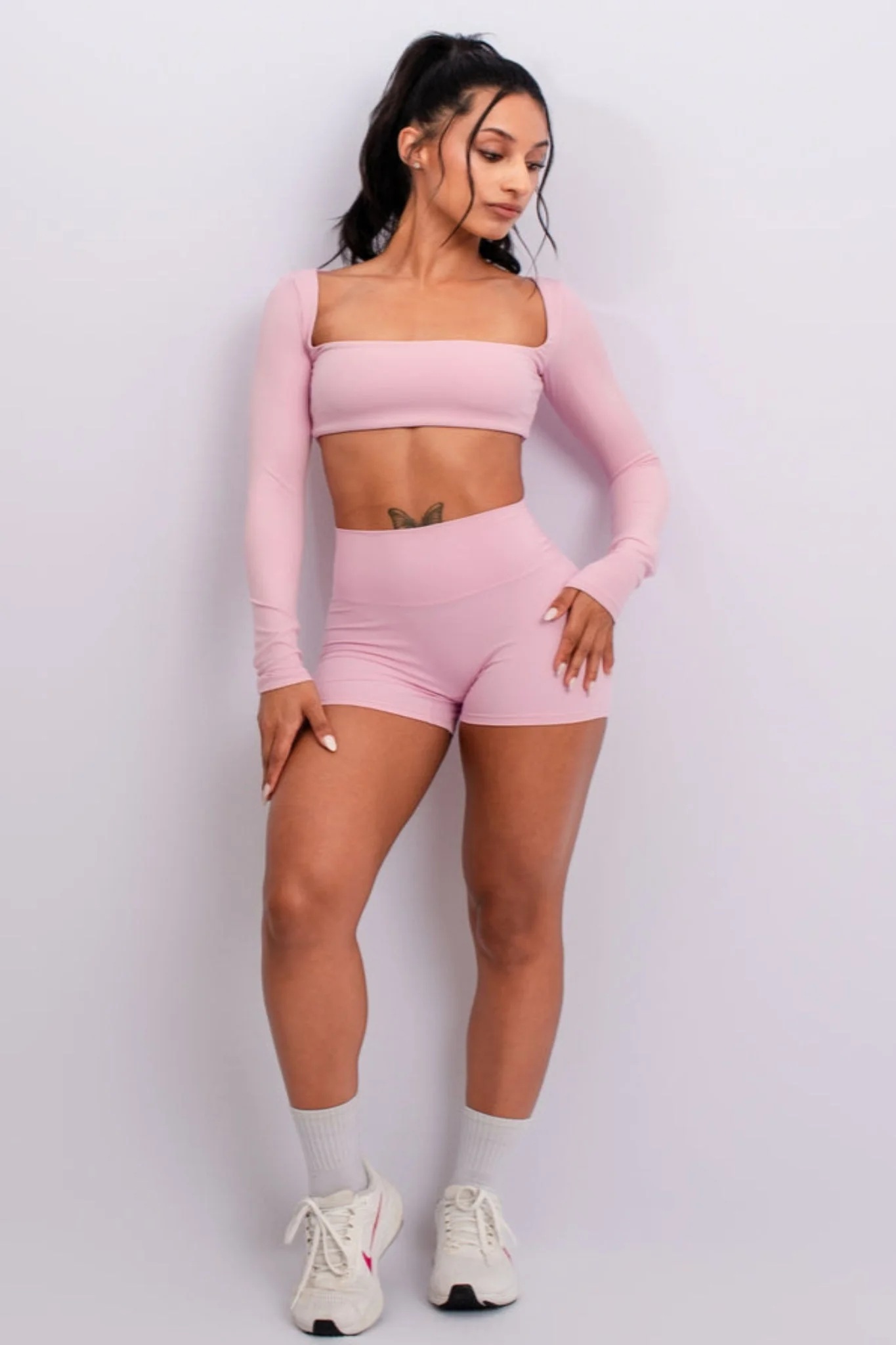 Square Neck Long Sleeve Crop Top - Artadvier