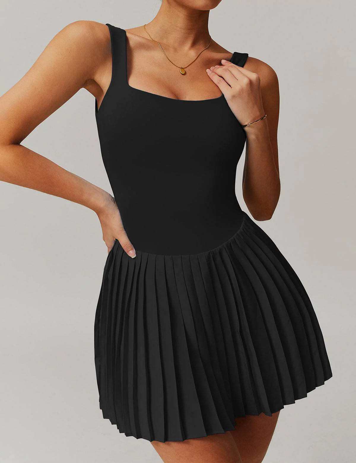 One Piece Tennis Dress with Shorts and Hidden Pockets - Artadvier