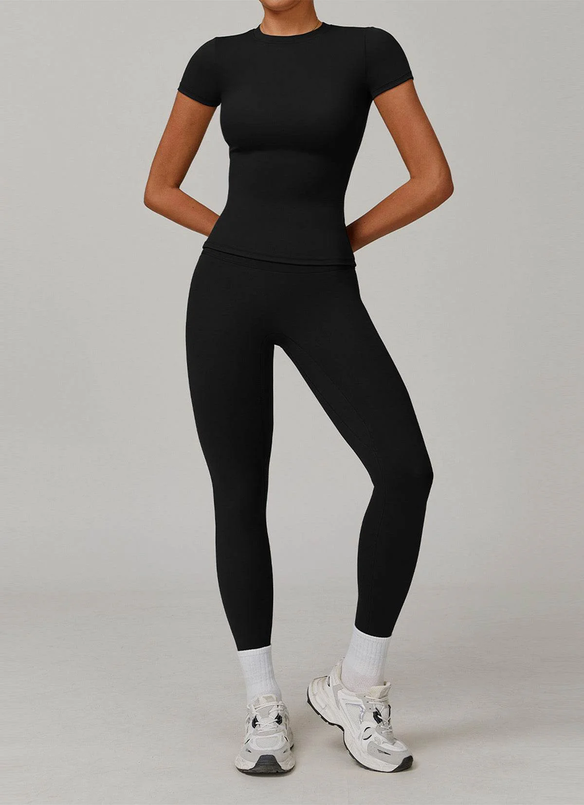 Sports Wear with Short Sleeve T-Shirt and Leggings - Artadvier
