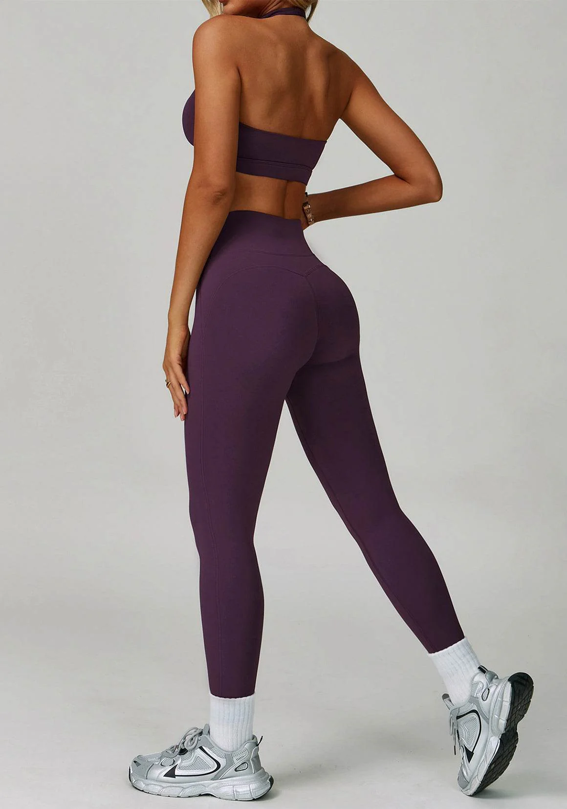 Activewear Set with Halter Sports Bra and Legging - Artadvier