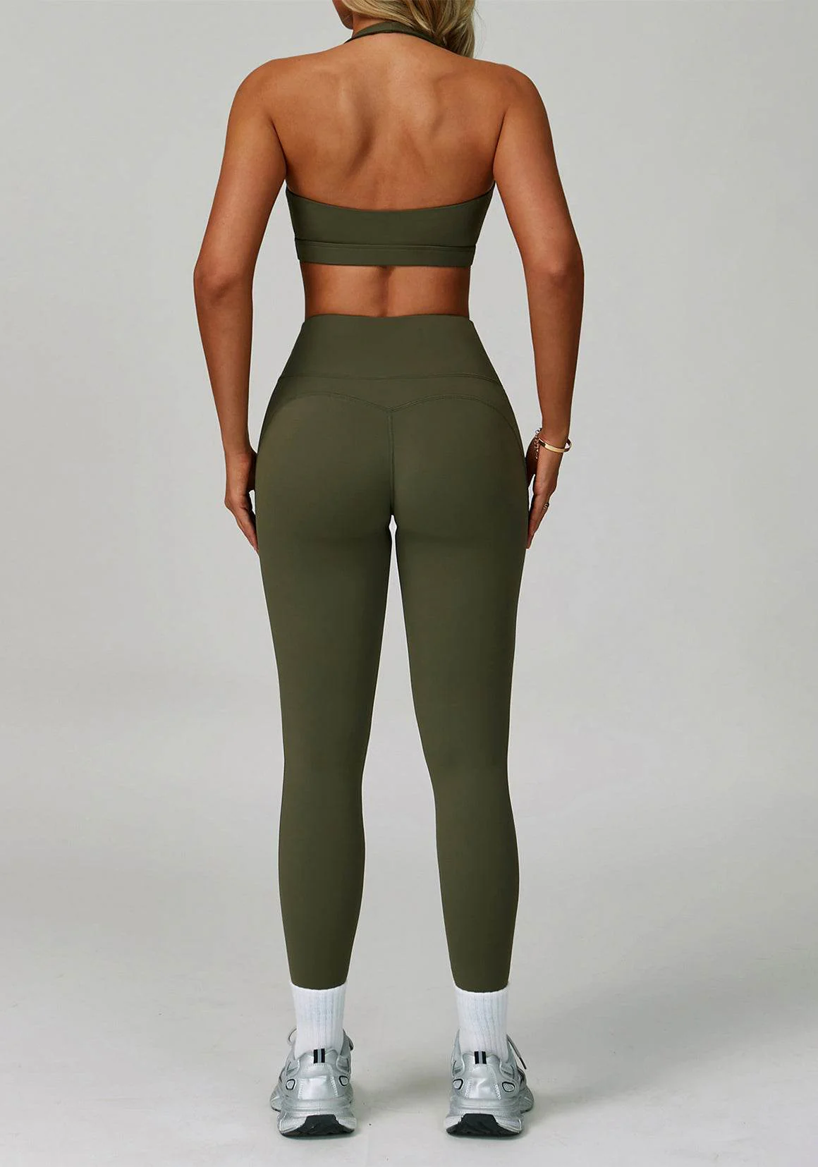 Activewear Set with Halter Sports Bra and Legging - Artadvier