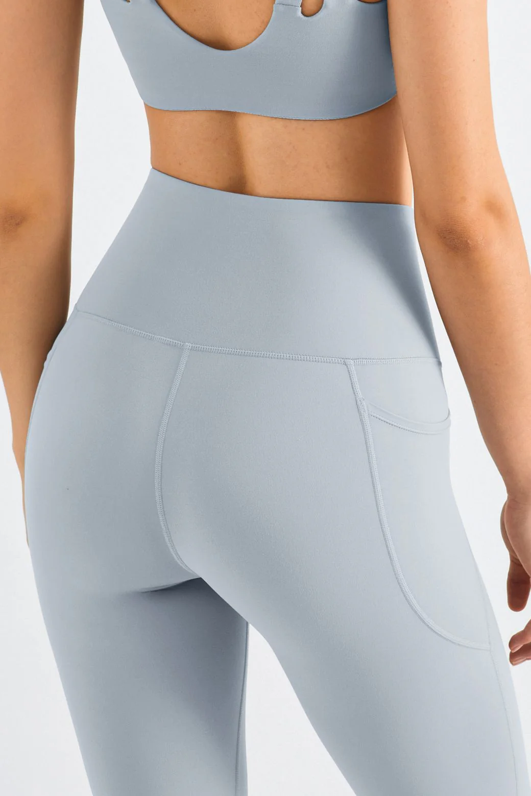High-Rise Gym Leggings with Pockets - Artadvier