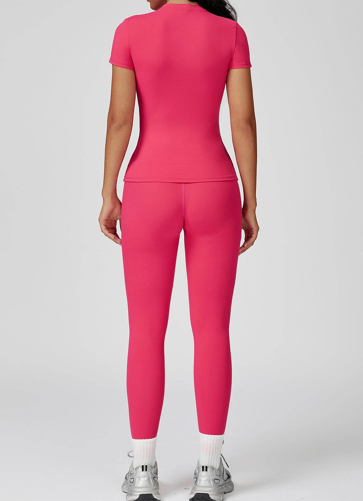 Sports Wear with Short Sleeve T-Shirt and Leggings - Artadvier